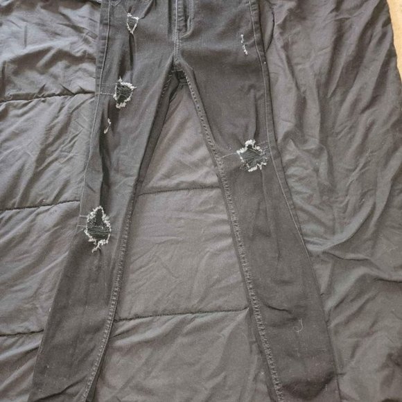 Hollister jeans size 23x28 - Picture 3 of 3